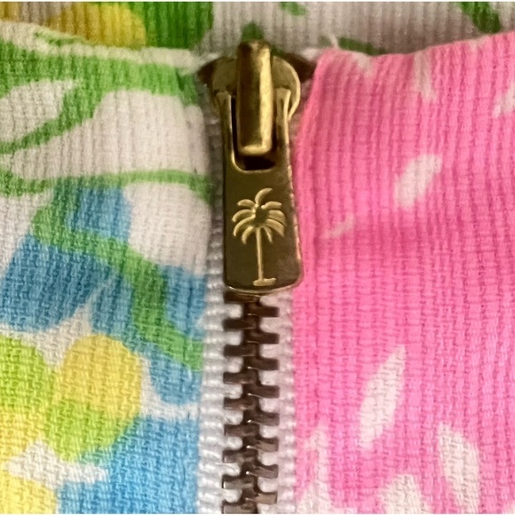 LILLY PULITZER Gretchen Romper Size 00 Hibiscus Stroll Cotton Shorts One-Piece - Picture 6 of 13